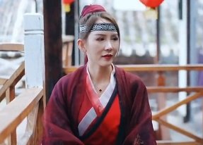 npc sex Trước con cu to lớn, cô gái nhút nhát không kiềm nỗi